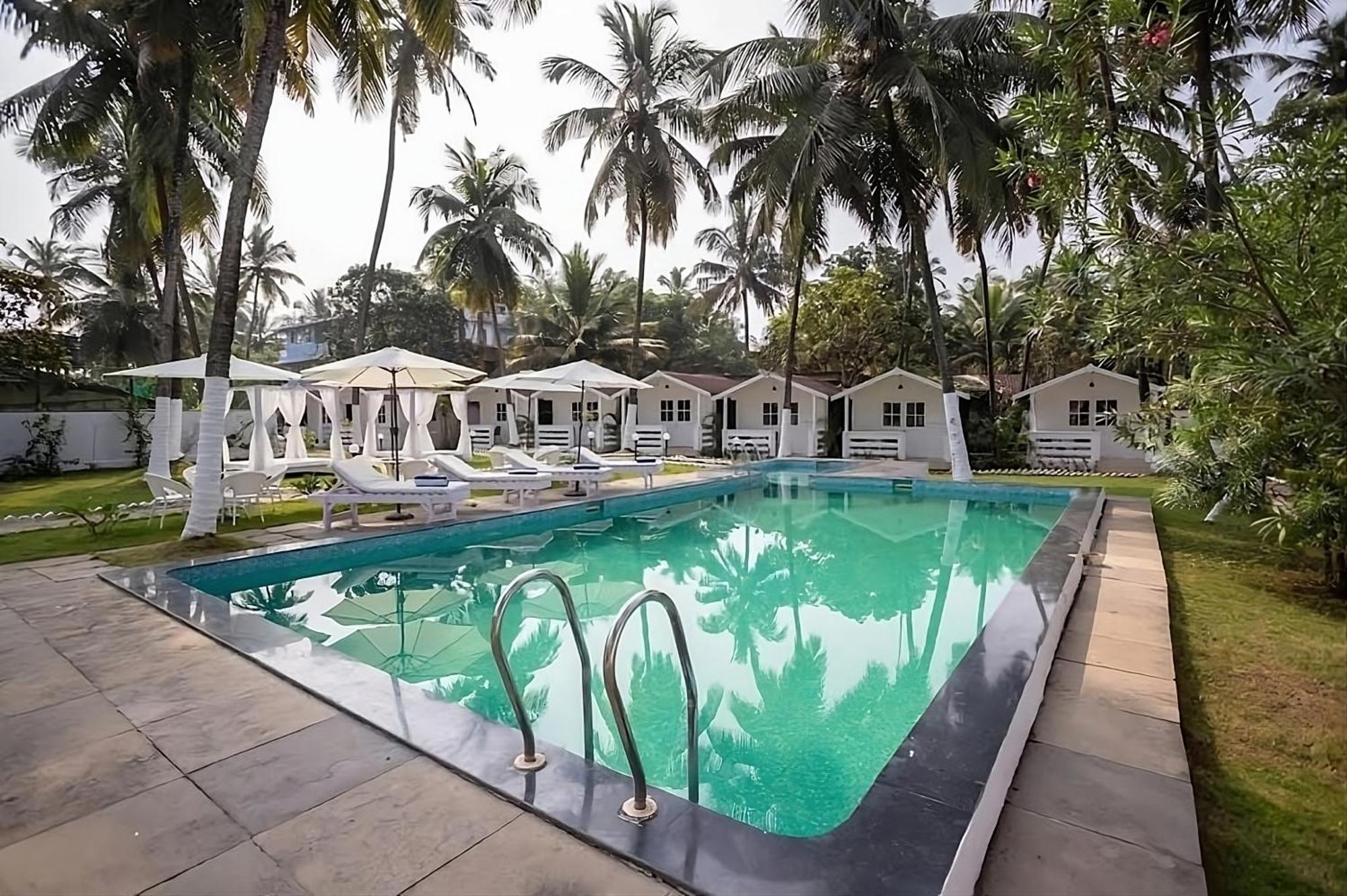 Seabliss Cottages Morjim Exterior foto