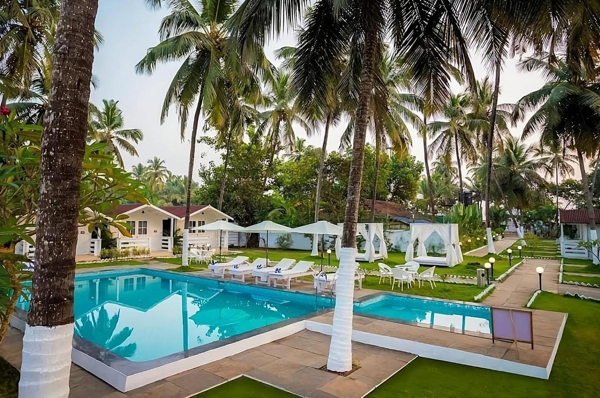 Seabliss Cottages Morjim Exterior foto
